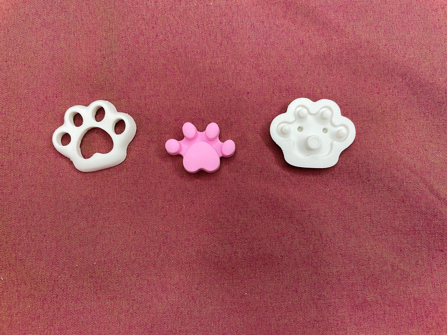 Paw ๐พ 3D Erasers