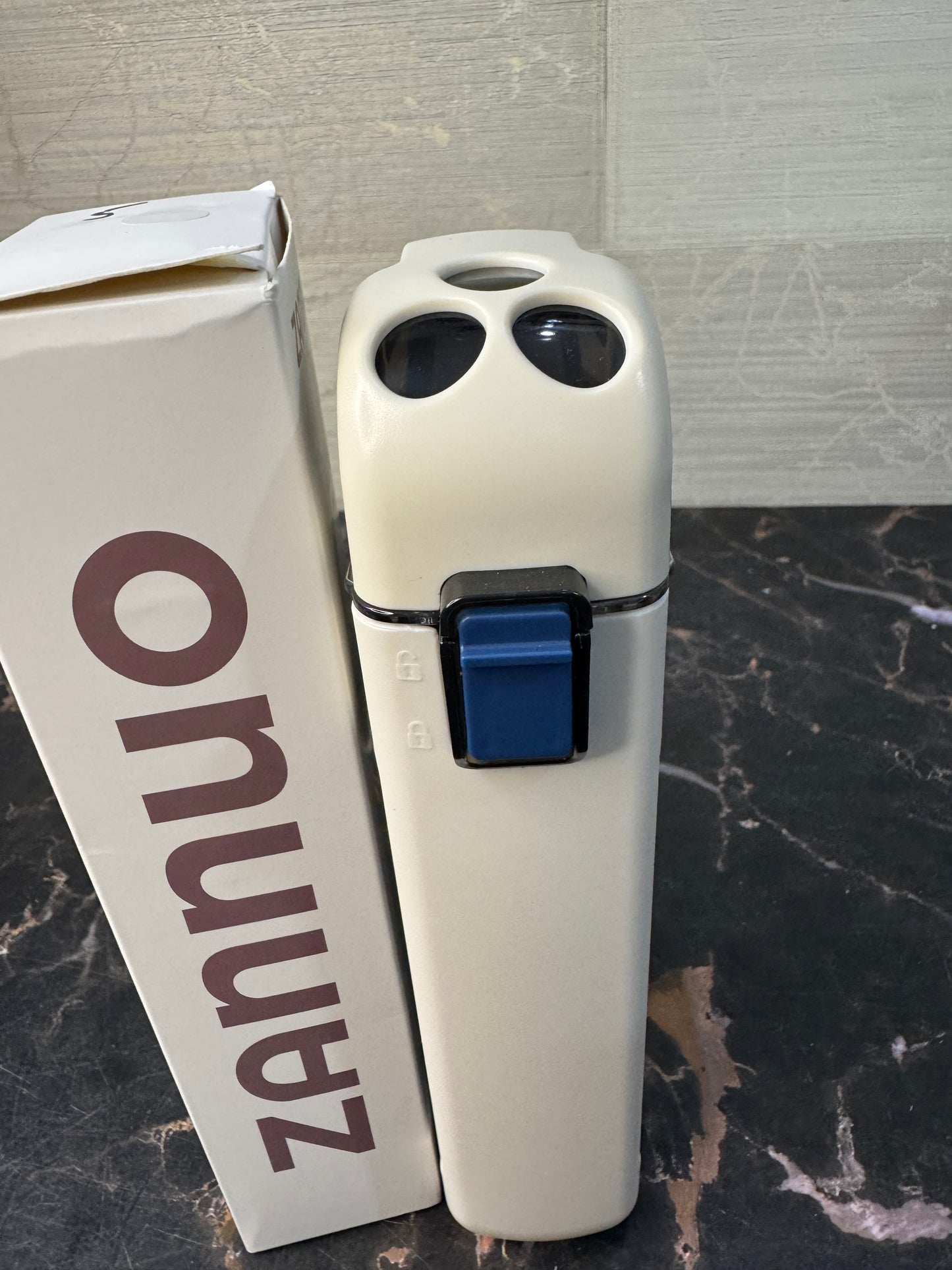 Water bottle