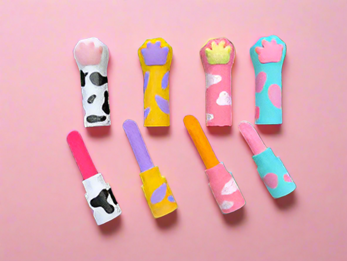 Paw lipstick eraser