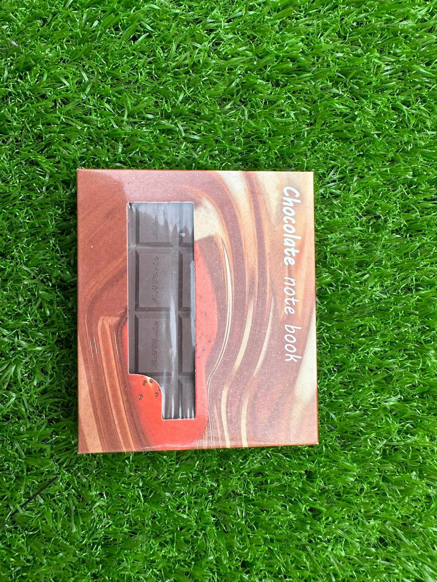 Biscuit, chocolate diary