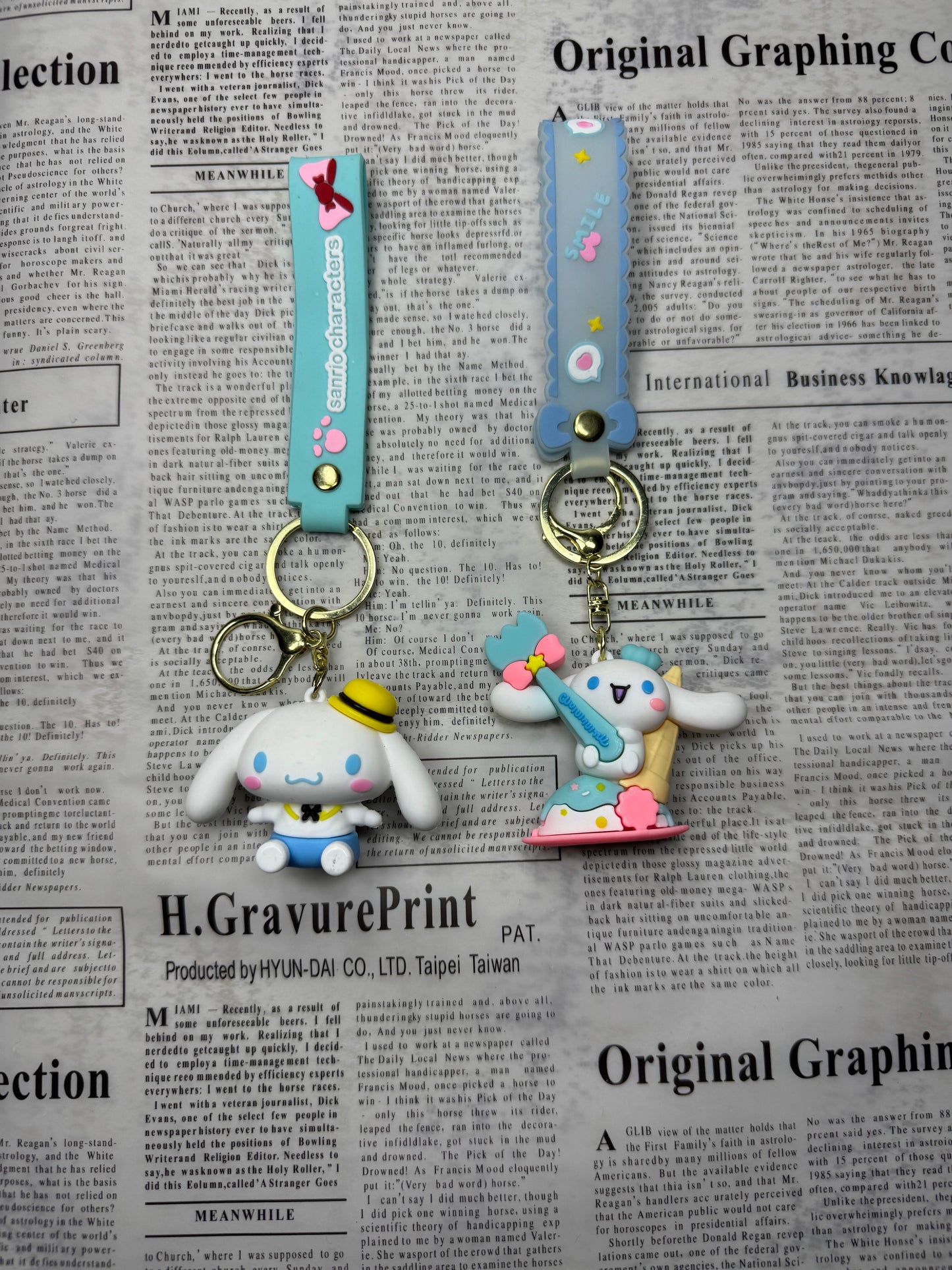 Cinnamon roll Keychain