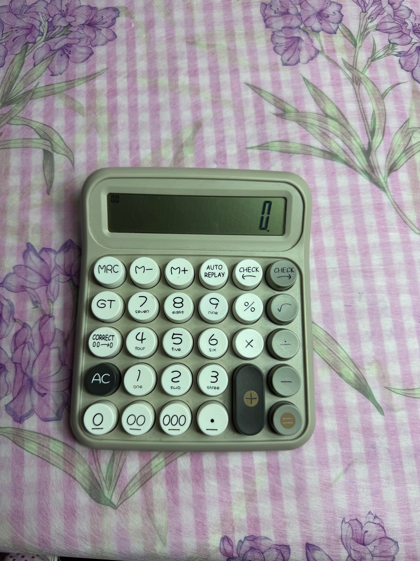 Colourful keys Calculator