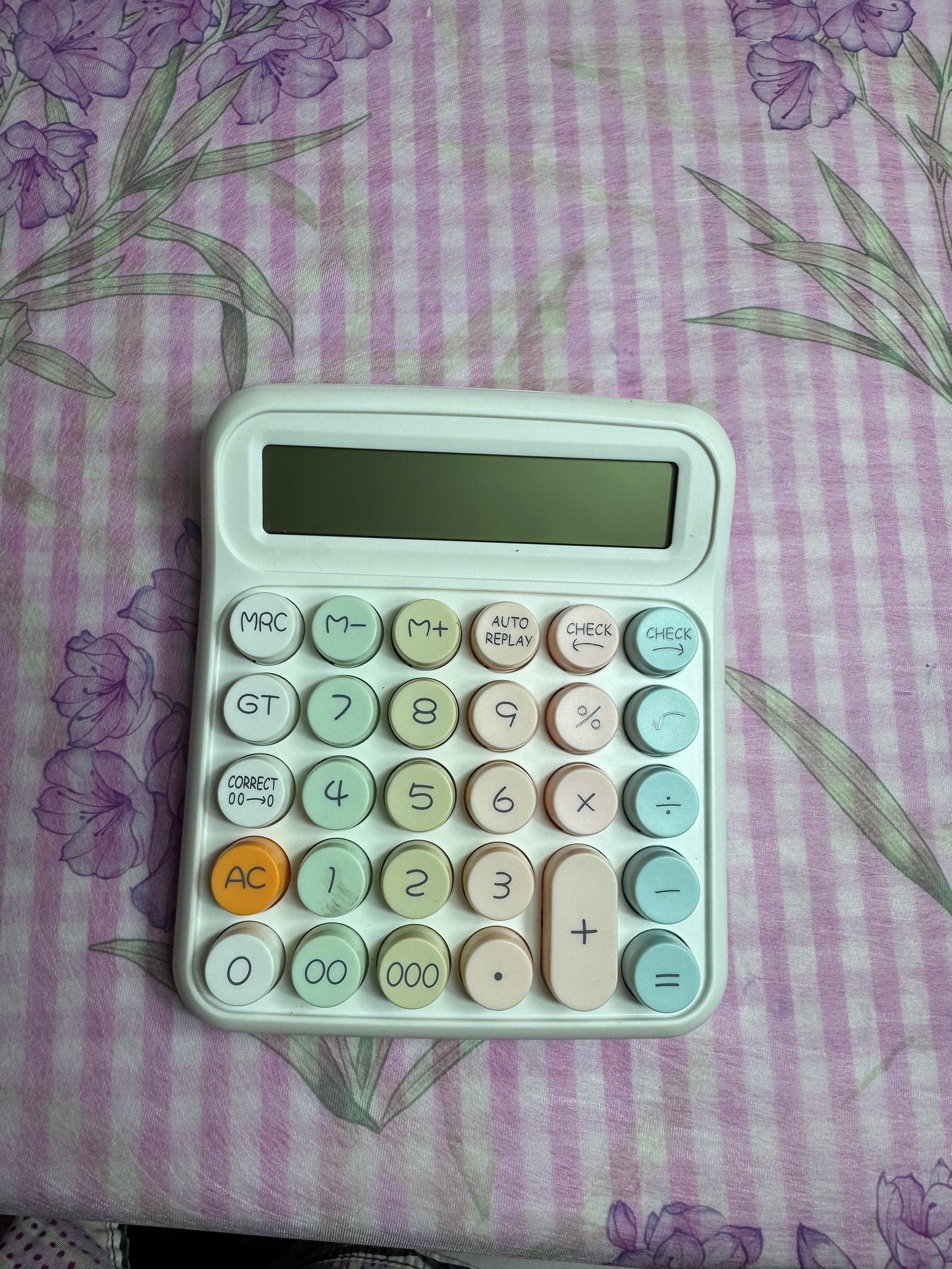 Colourful keys Calculator