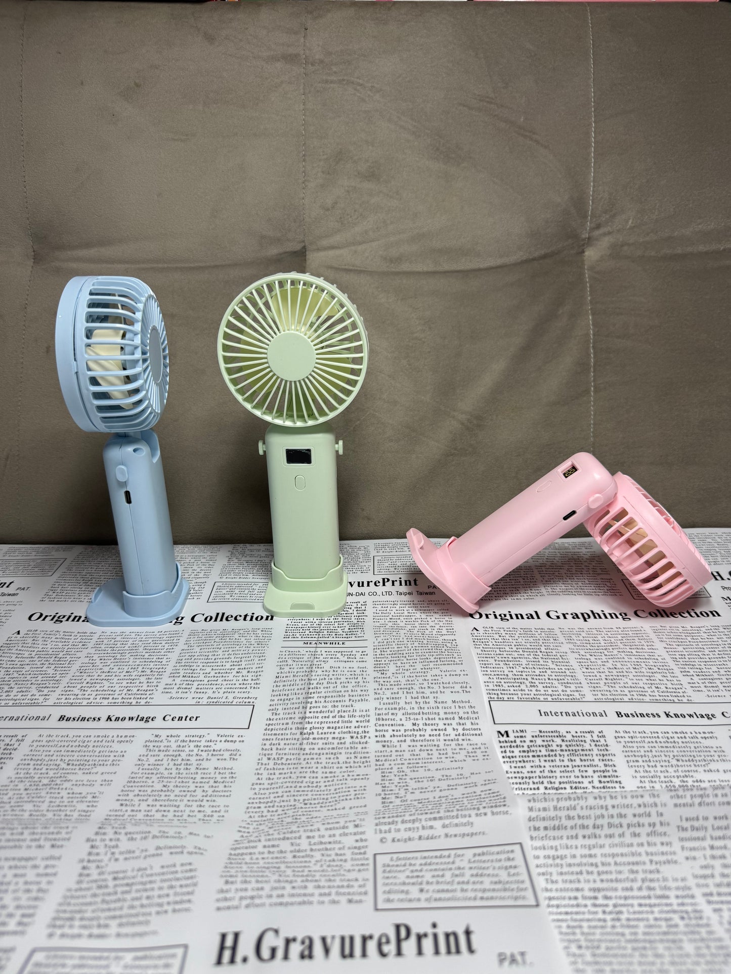 5 Speed Rechargeable USB Fan, High Speed Portable Hanging Foldable Fan with Digital Display
