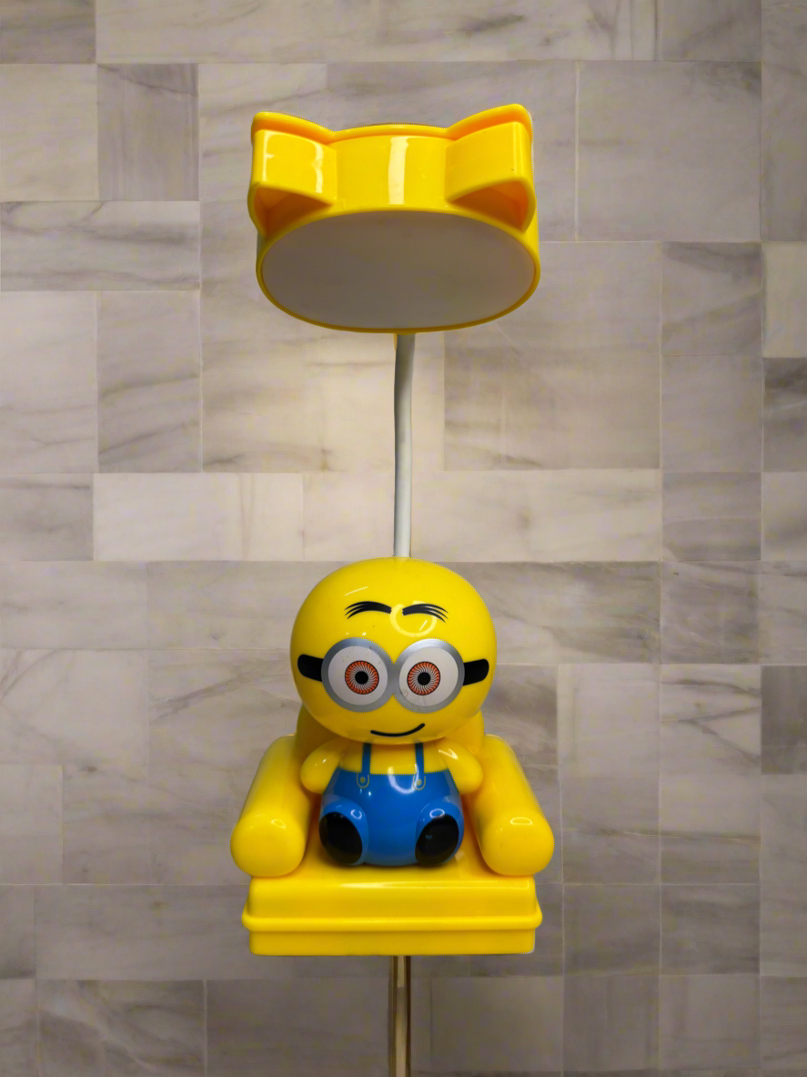 Minion desk lamp