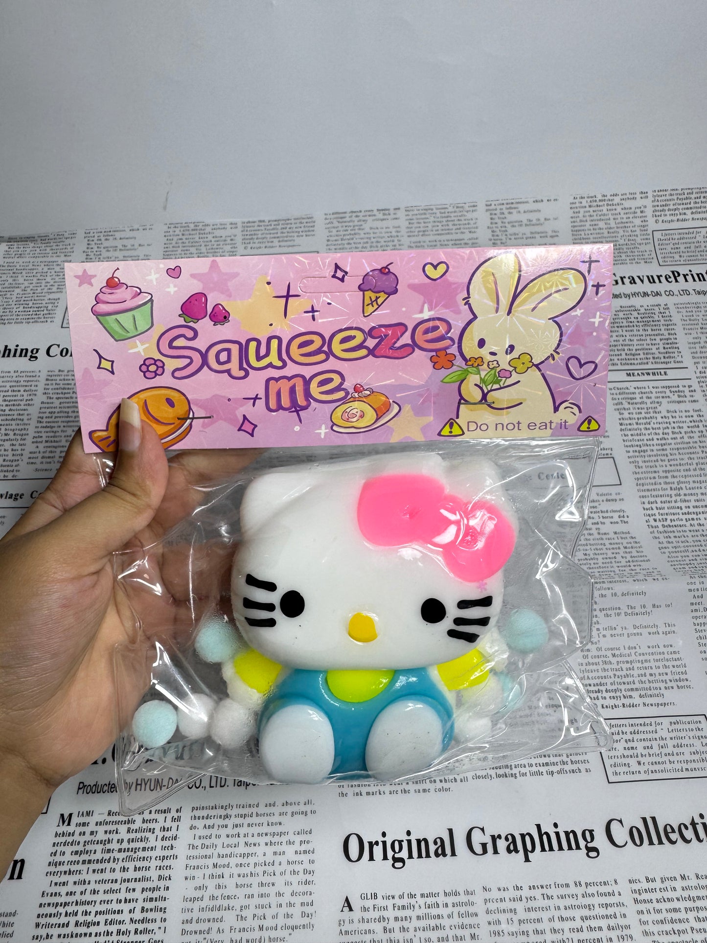 Hello Kitty Squishy