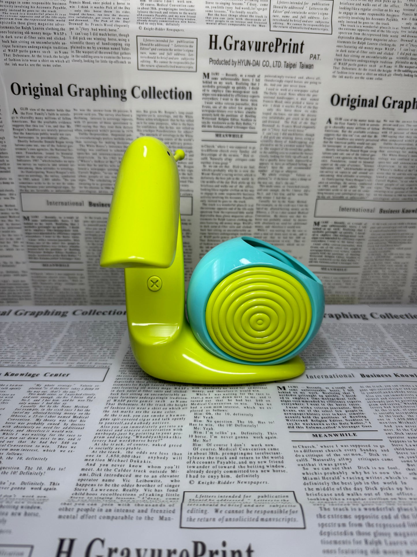 Cute Snail 🐌 Desk Lamp