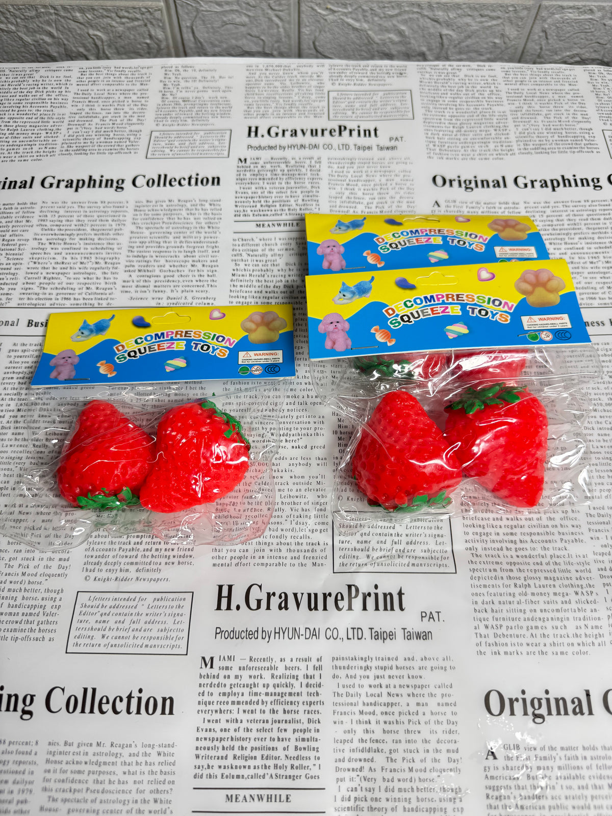 Strawberry 🍓 Squishy 2 in 1
