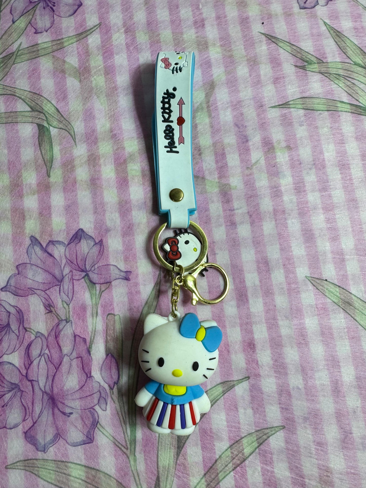 Hello kitty keychain